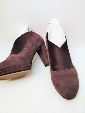 CLARKS KENDRA Dressy Suede Pull-On Platform Heels Vamp Bookish Magic Size 9.5
